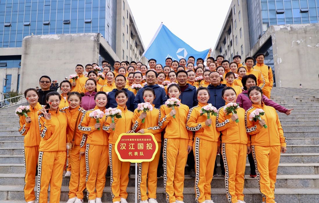 16合影_副本.jpg