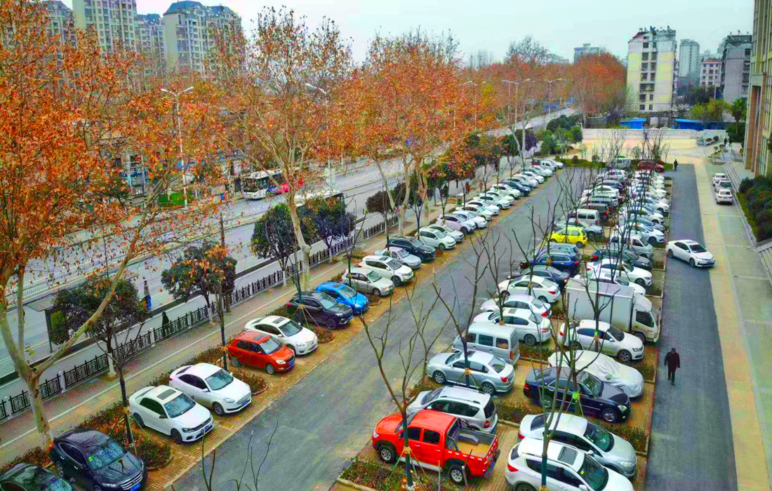 山水家园生态停车场航拍图_副本.png