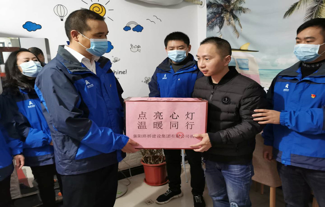 2204cd57784f16d256ff9114f750daa_副本.jpg