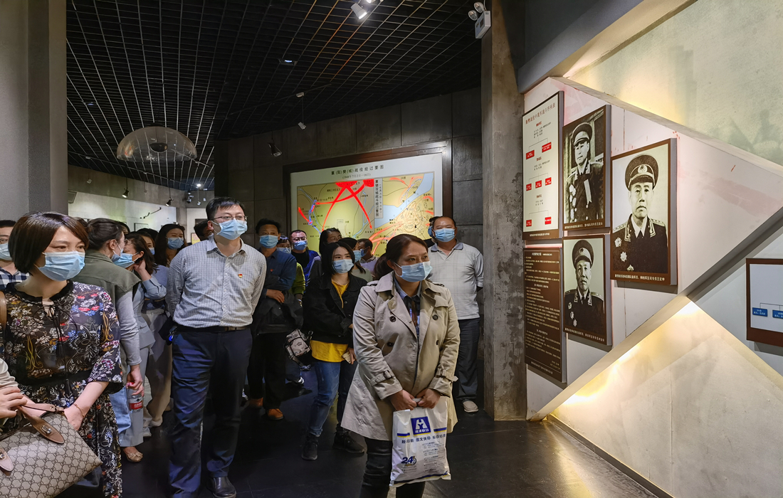 活动照片4.jpg 活动照片4.jpg