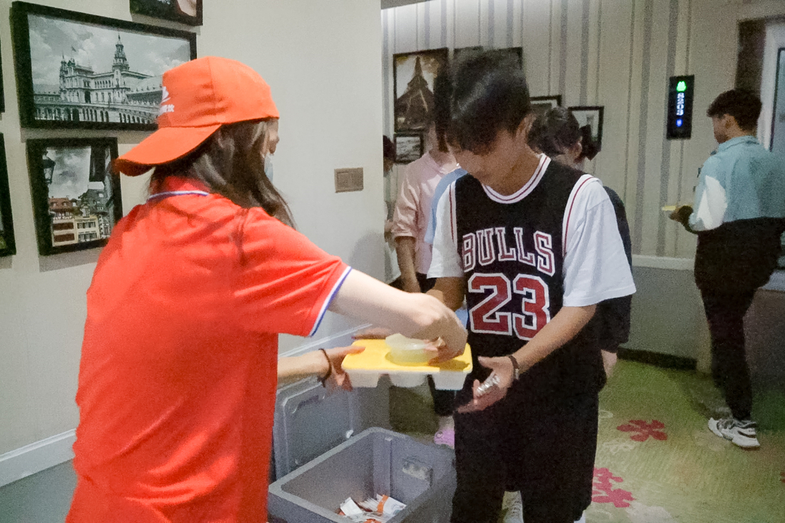 中考配餐4.jpg