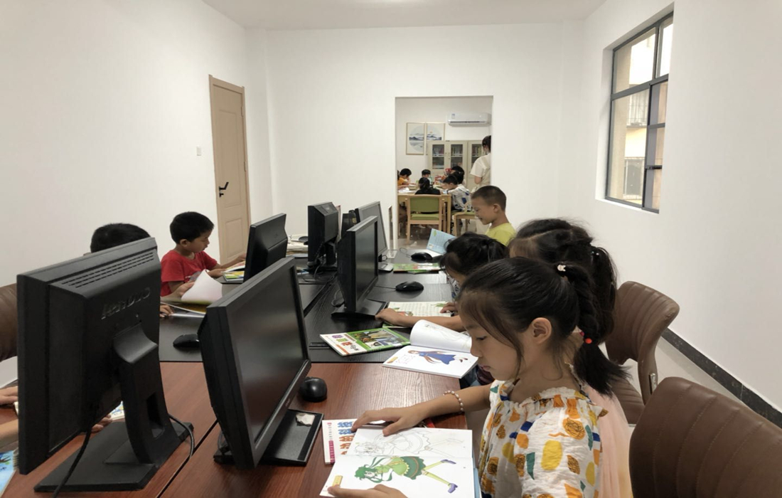 青少年暑期托管志愿服务在恒泰·陈营社区养老服务驿站开班 照片2.jpg