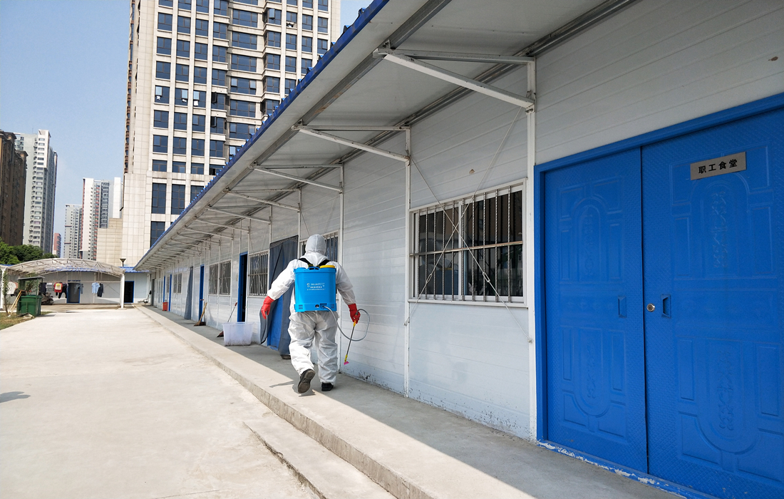儿童医院建设工地开展消杀.jpg