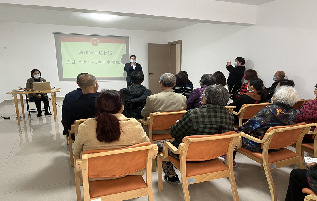法律宣讲进社区活动照片 (3)_副本.jpg