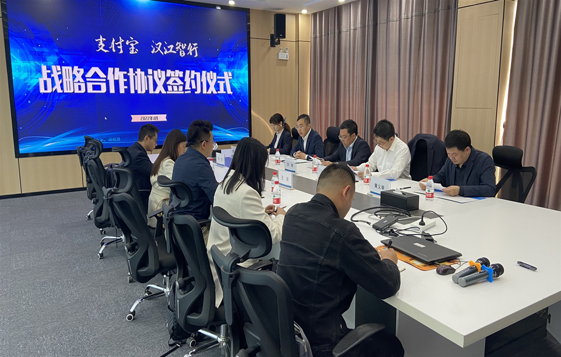 新闻配图01_副本.jpg 新闻配图01_副本.jpg