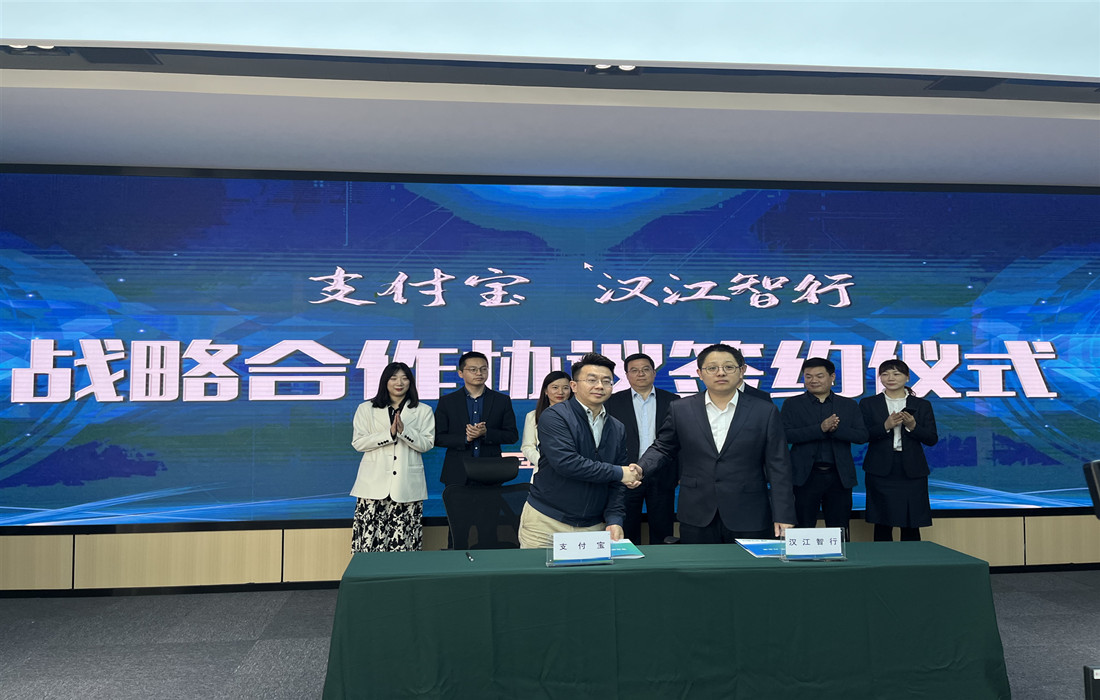 新闻配图02_副本.jpg 新闻配图02_副本.jpg