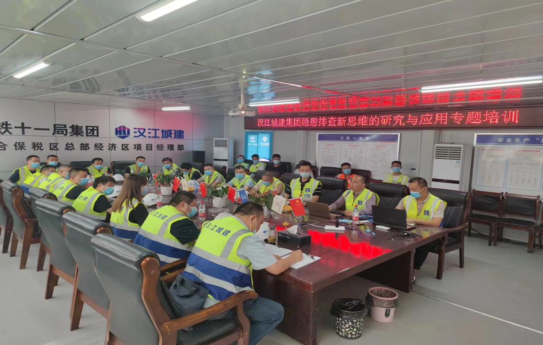 活动照片 (1).jpg 活动照片 (1).jpg