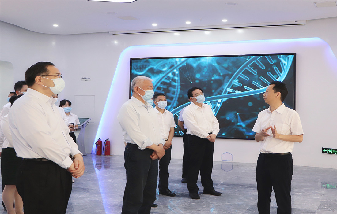 图片2.jpg 图片2.jpg