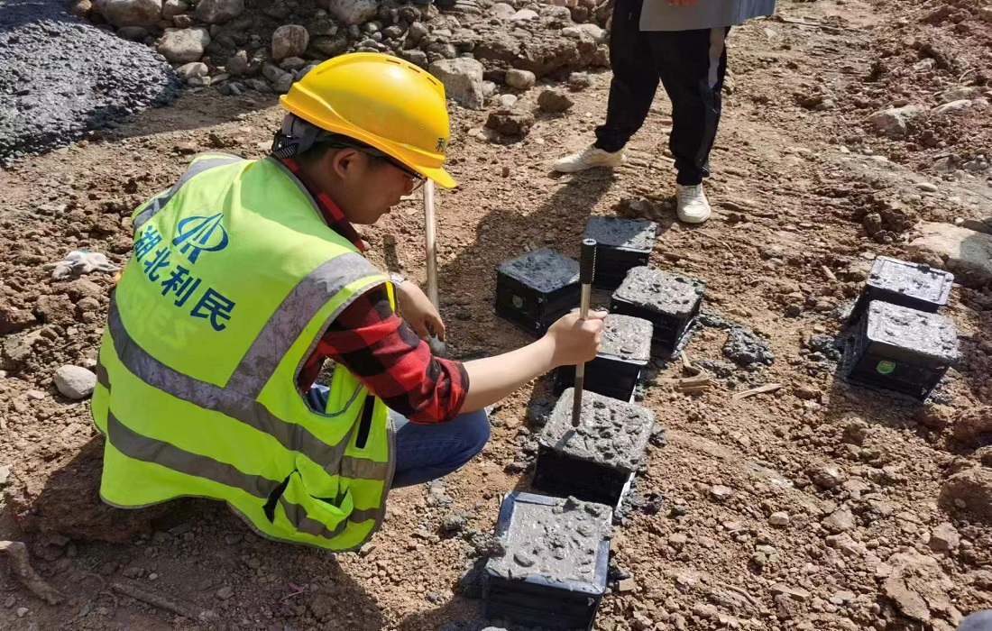 上传1.jpg 上传1.jpg