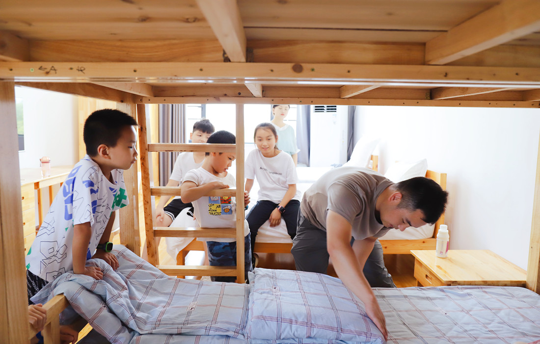 襄阳少年农耕文化研学营地托管 (3).JPG