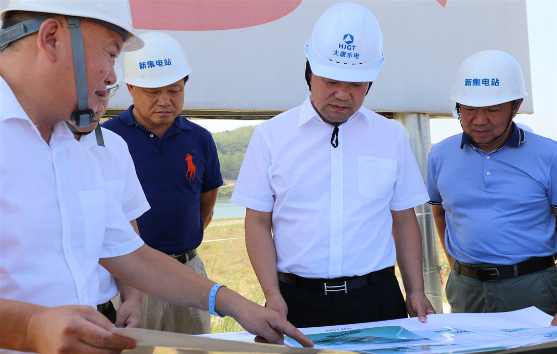 张学林一行调研新集水电站.jpg