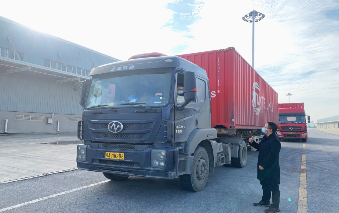 陆港4.jpg 陆港4.jpg