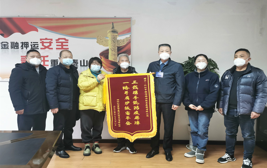 机场.jpg 机场.jpg