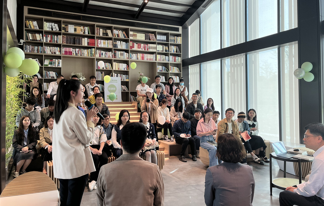 赌博网址大全
团委联合读书会.jpg