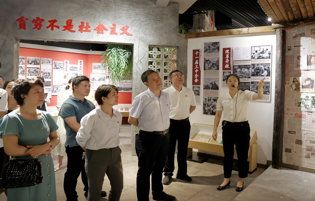 23b04542cf0c4a4bff3d18f863d96b0.jpg 23b04542cf0c4a4bff3d18f863d96b0.jpg