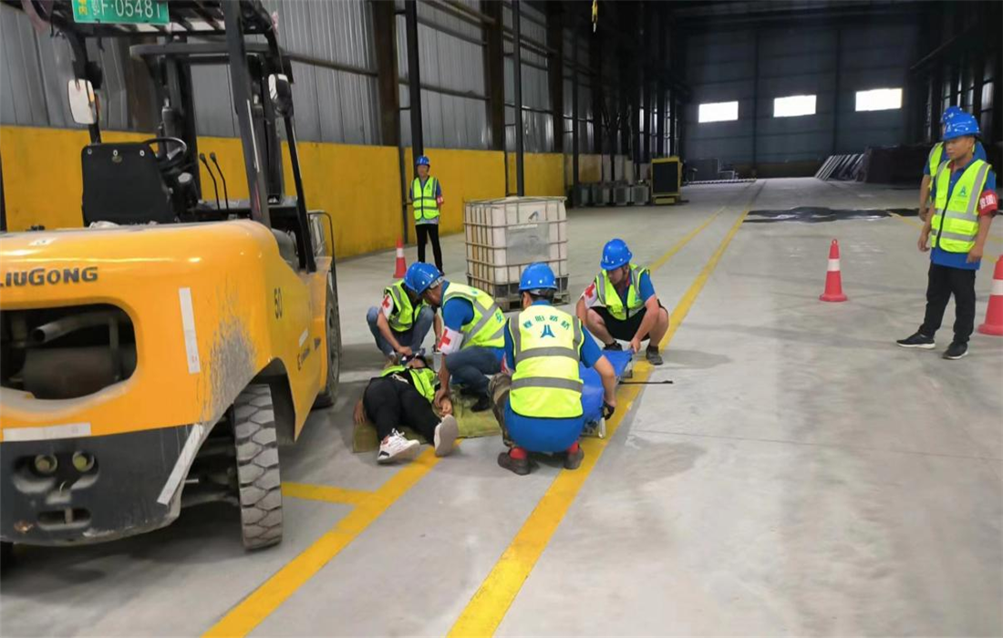 图6:叉车演练.png 图6:叉车演练.png