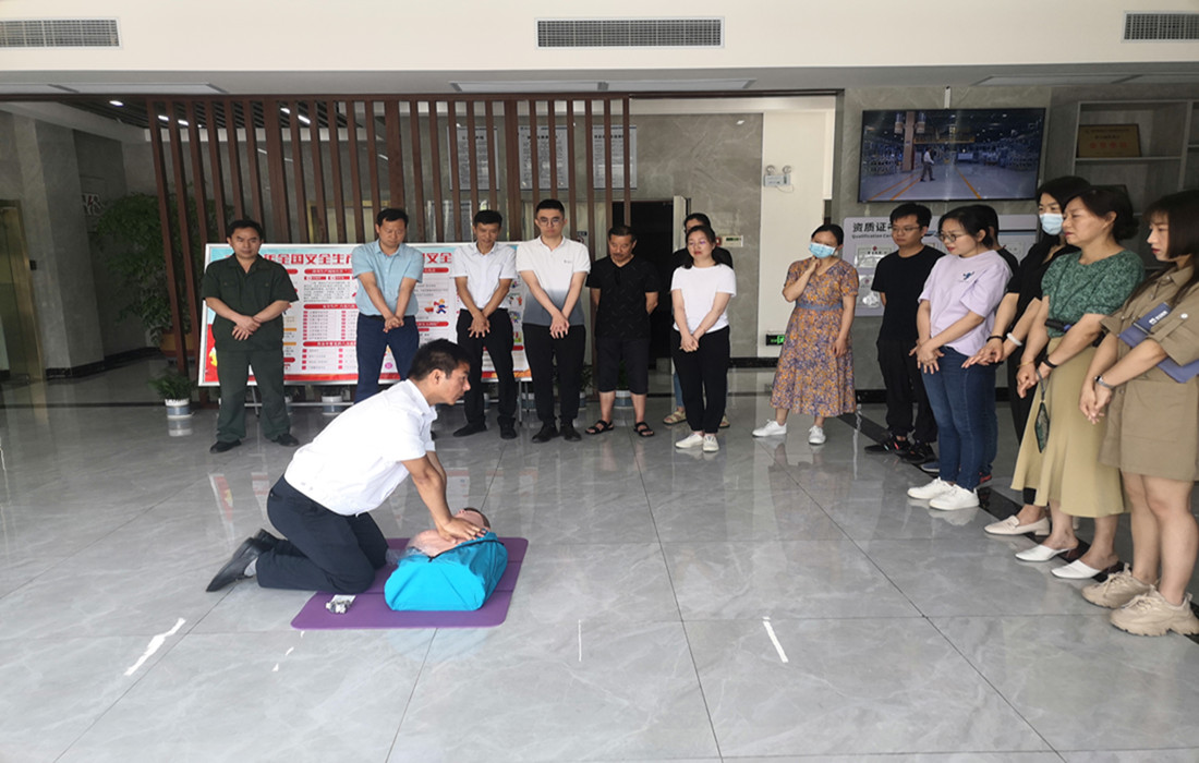 附件3.汉江检测组织园区入驻单位及公司职工学习急救知识_副本.jpg 附件3.汉江检测组织园区入驻单位及公司职工学习急救知识_副本.jpg