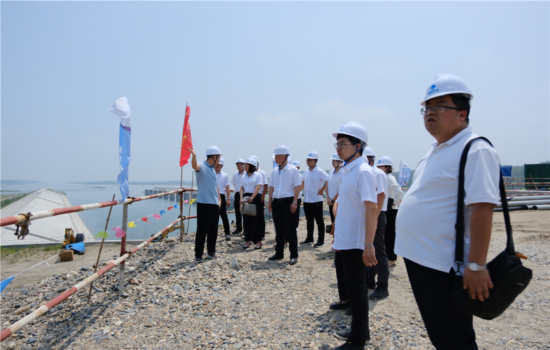 照片4.jpg 照片4.jpg