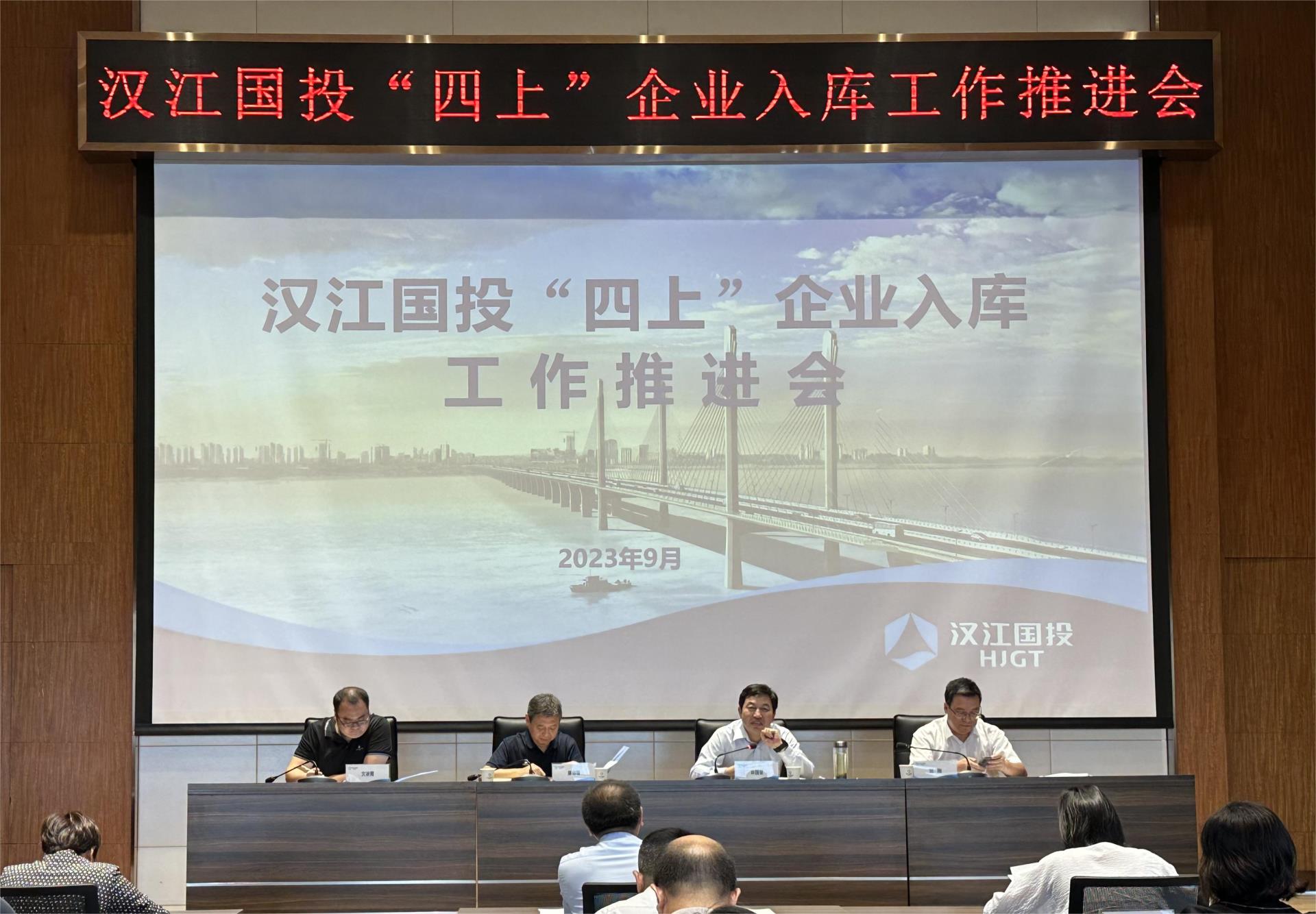 ef4b14d7f0a845cb2ee699dd1a292e7.jpg ef4b14d7f0a845cb2ee699dd1a292e7.jpg