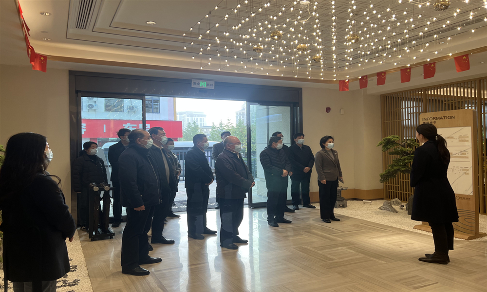 2023年11月16日，江西省人大常委会委员、社会委主任委员郭建晖一行到恒泰·悦居项目调研2.jpg