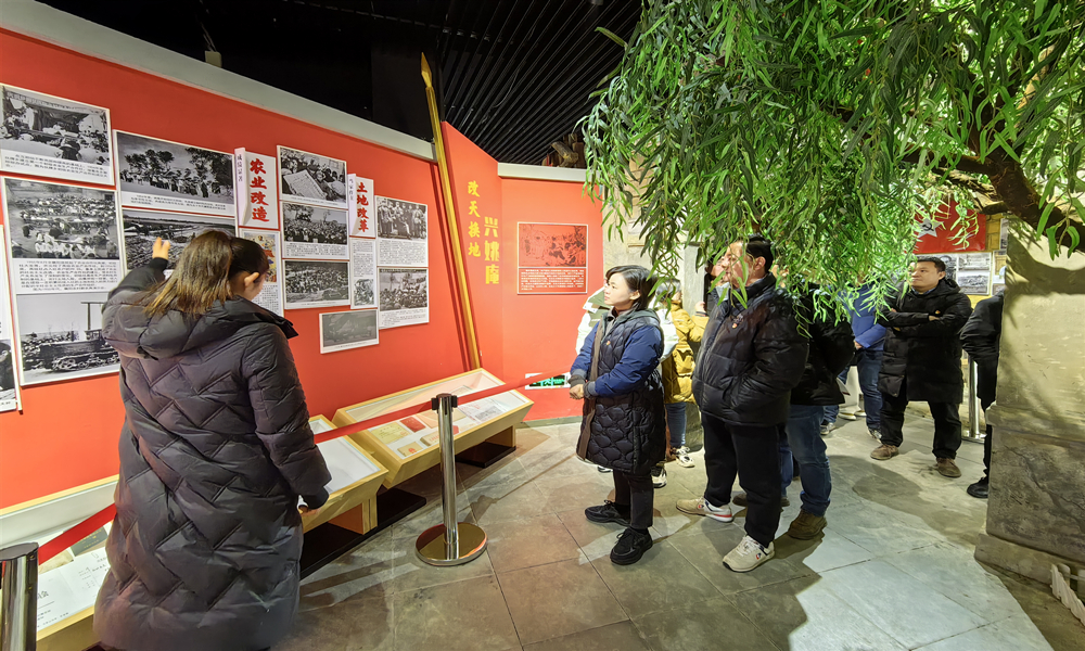 图片2.jpg 图片2.jpg