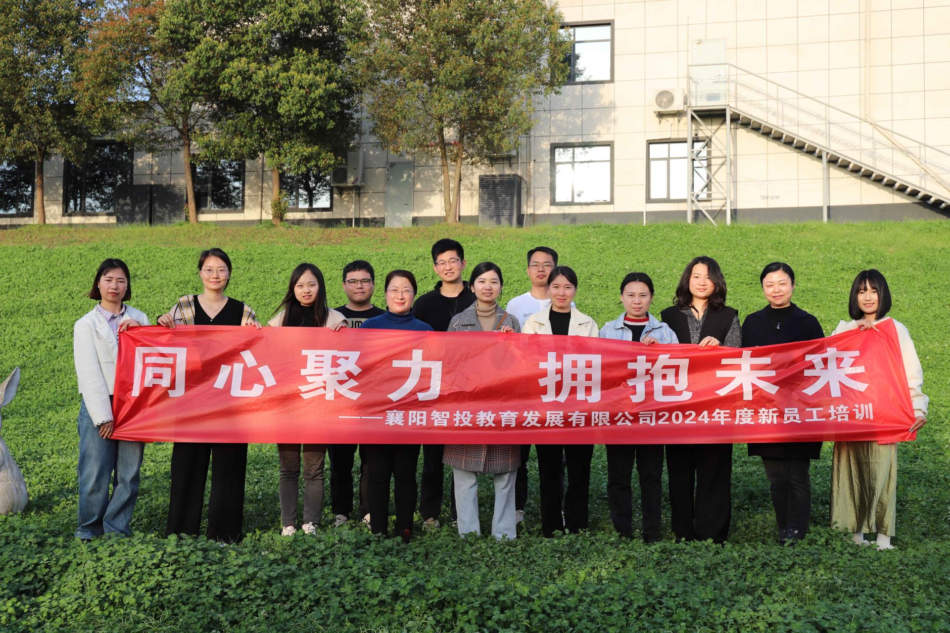 图片5(1).jpg 图片5(1).jpg