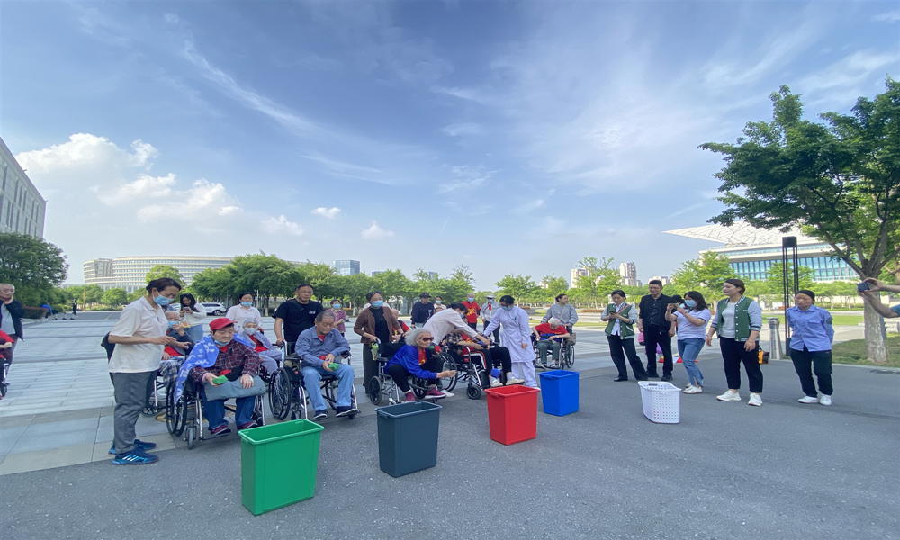 2024年4月21日，恒泰·悦居社区长者照护中心开展规划展览馆一日游活动4.jpg