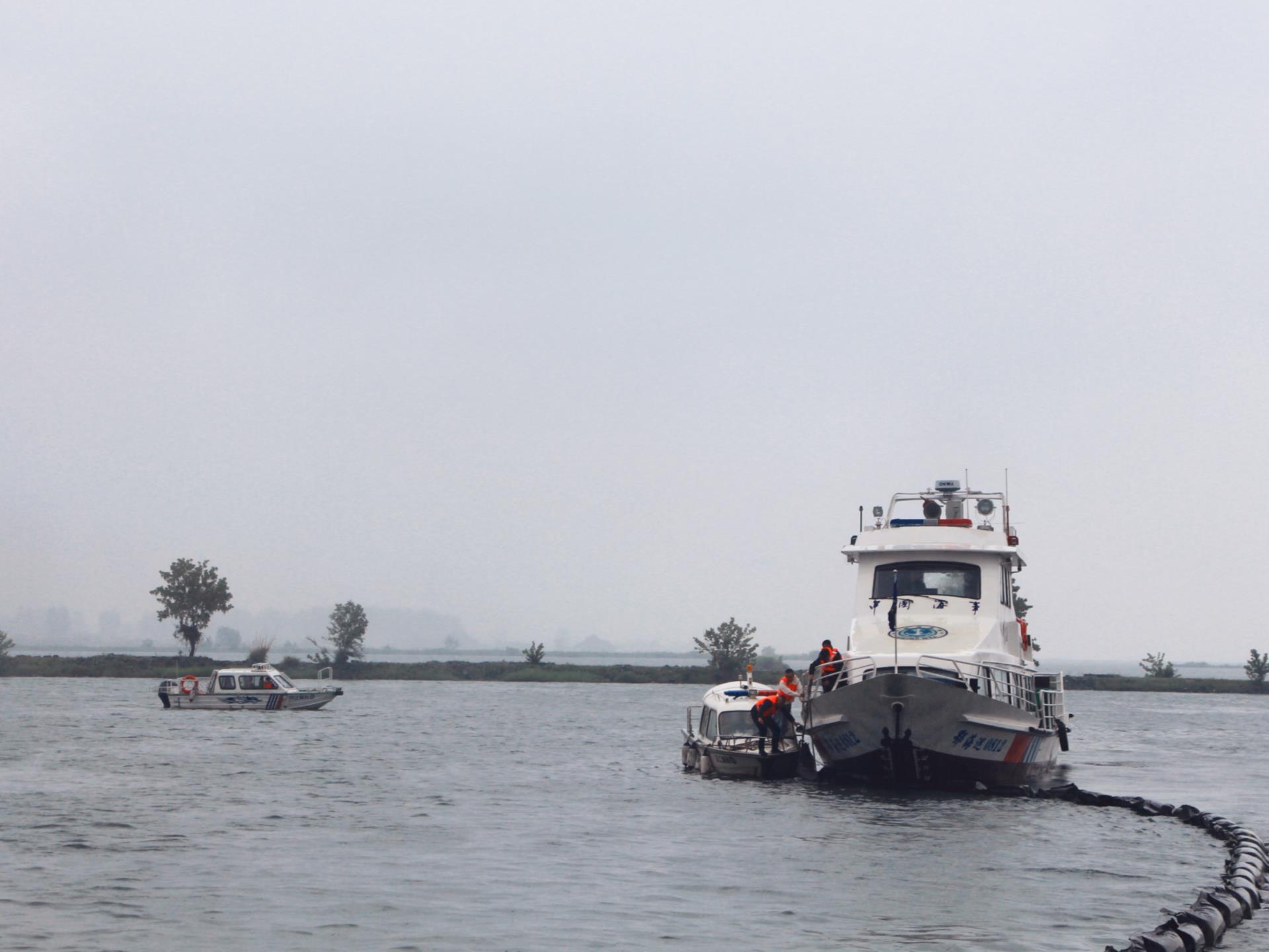 水上应急演练1.jpg 水上应急演练1.jpg