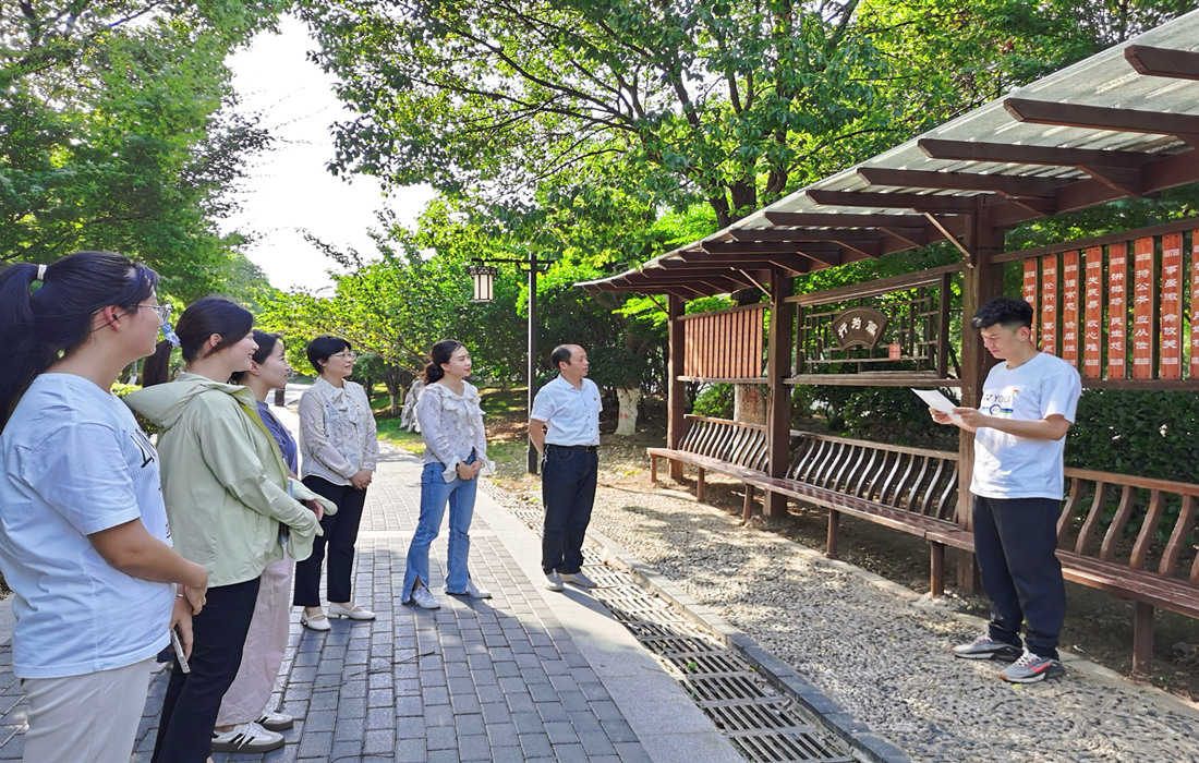 第一党支部党员赴岘山廉洁文化长廊开展廉洁教育活动 1.jpg