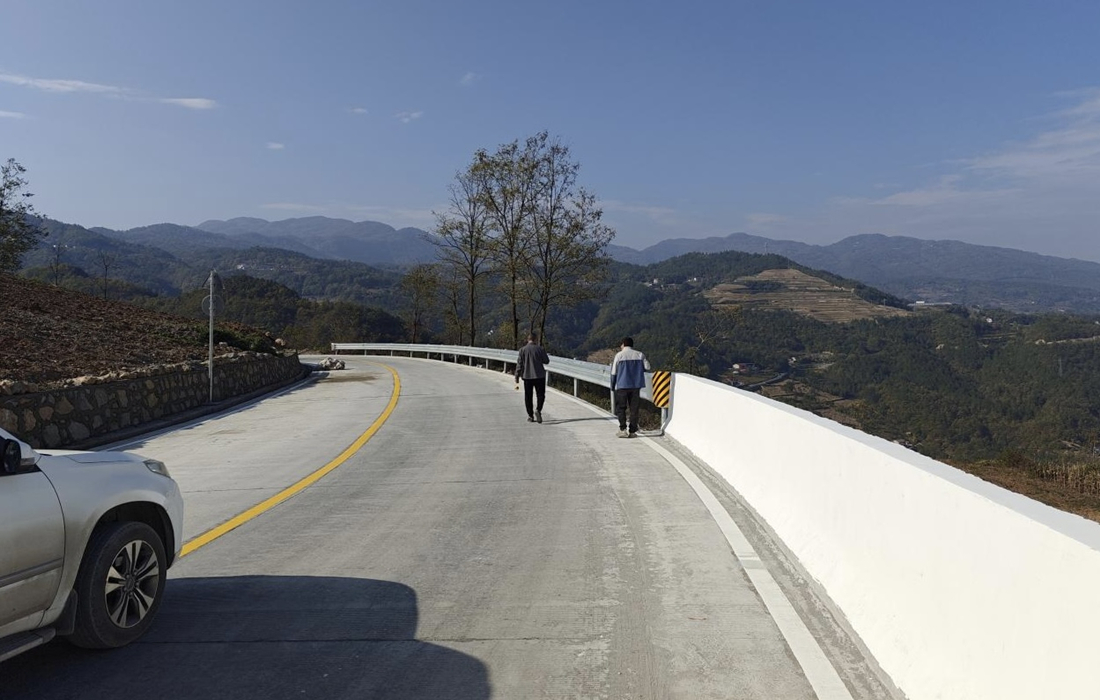 图片3.jpg 图片3.jpg