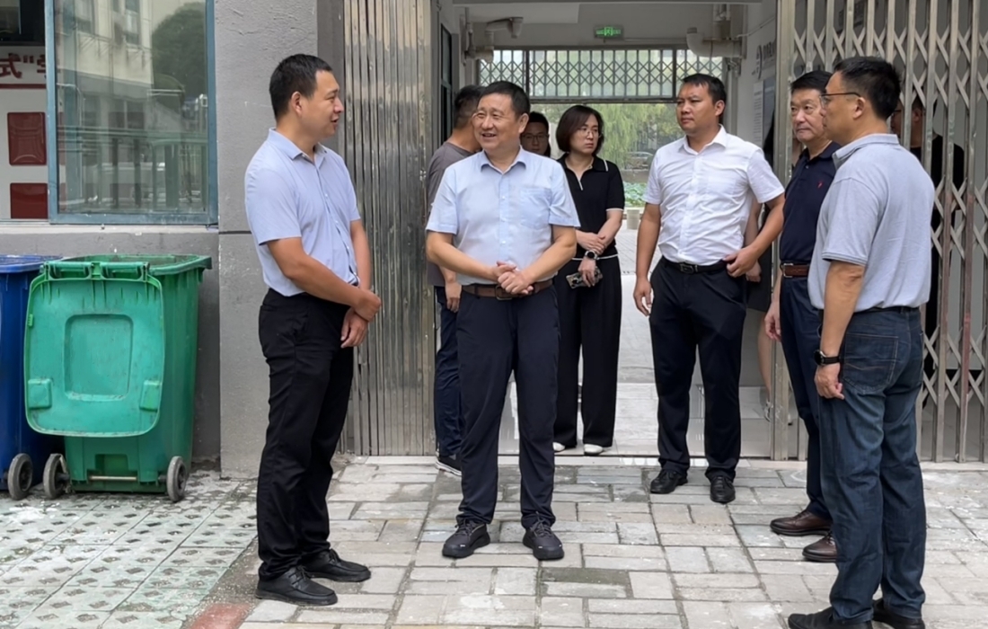 黄开均书记带队检查理工学院1_官网_副本.jpg